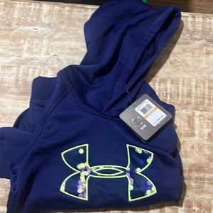 Under armor new with tags youth, small girls